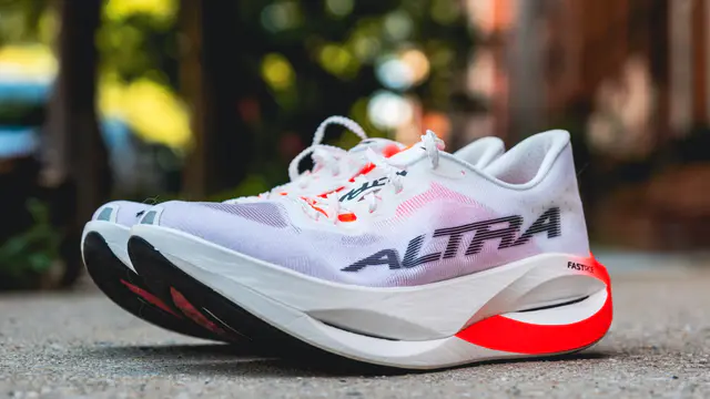 Altra Vanish Carbon 3: A New Era for Racing Shoes — image accompanying Believe in the Run's report