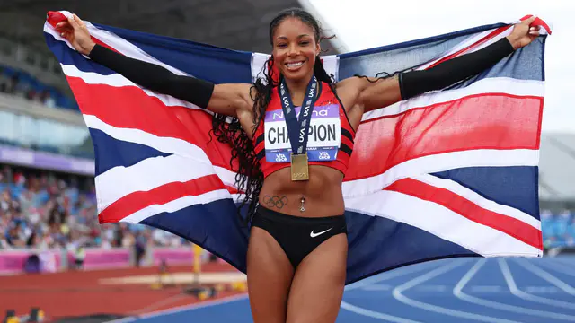 Amber Anning Aims for First Outdoor Title at European Championships — image accompanying Athletics Weekly's report