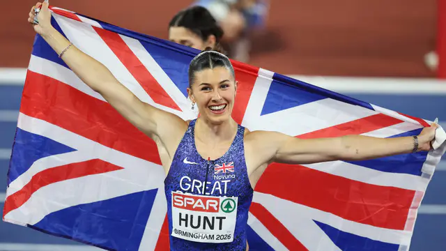 Amy Hunt wins 100m gold at European Championships — image accompanying Athletics Weekly's report