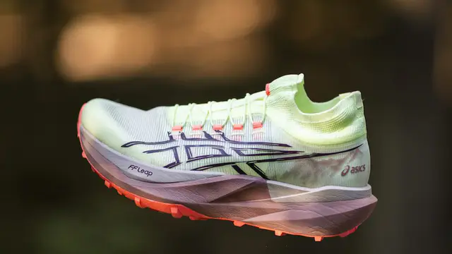 Asics Metafuji Trail 2: A High-End Trail Racing Shoe — image accompanying Canadian Running's report