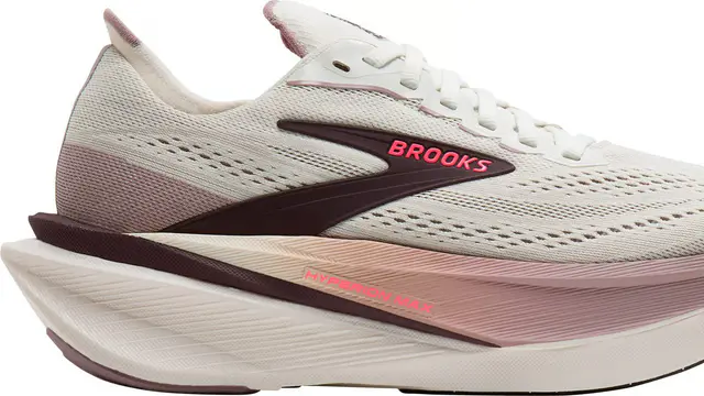 August's top running shoe releases unveiled by Canadian Running — image accompanying Canadian Running's report