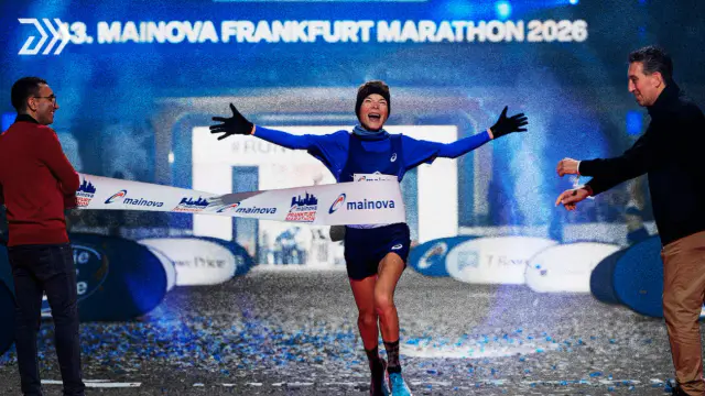 Blanka Dörfel Sets New German Women's Marathon Debut Record in Frankfurt — image accompanying Marathon Handbook's report