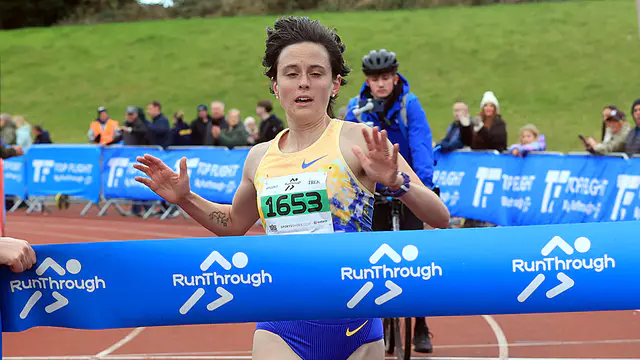 DeBues-Stafford sets personal best at Jarrow 10km — image accompanying Athletics Weekly's report