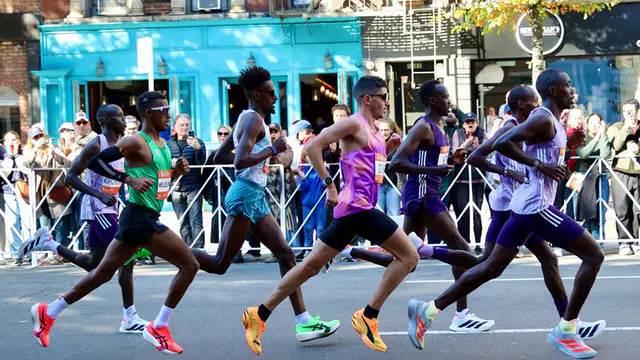 Dever Aims for Podium in New York Marathon — image accompanying Athletics Weekly's report