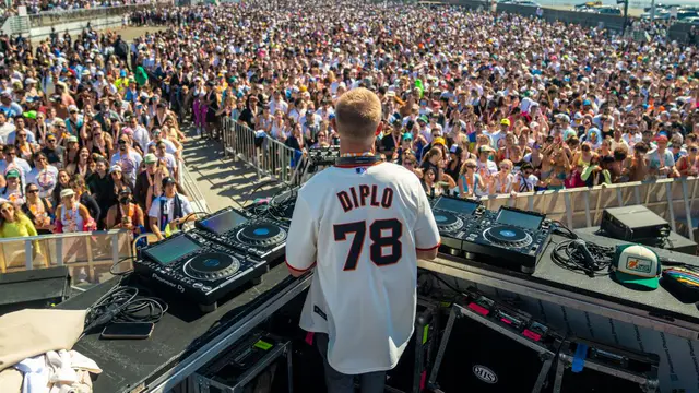 Diplo's Run Club: A 5K Race and DJ Set in Chicago — image accompanying Canadian Running's report