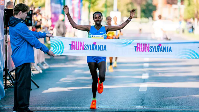 Ethiopian runners sweep tRUNsylvania 10km — image accompanying Athletics Weekly's report