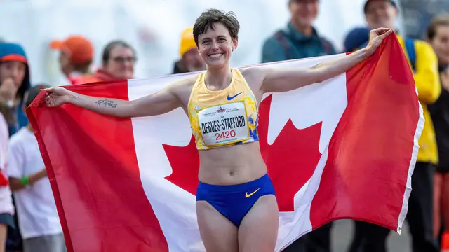 Gabriela DeBues-Stafford sets new Canadian women's 10K record — image accompanying Canadian Running's report