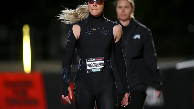 Hodgkinson wins Athlos 800m in new Nike suit — image accompanying Athletics Weekly's report