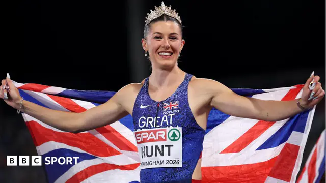 Amy Hunt celebrates after winning her fourth medal at the European Athletics Championships