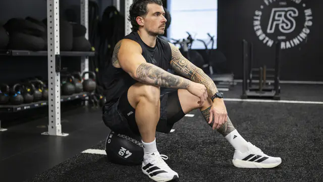 Hybrid Racing: Adizero Dropset Pro Shoes for Strength and Speed — image accompanying Canadian Running's report