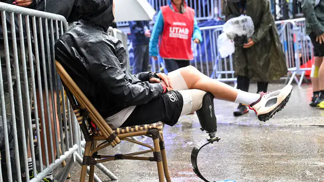 Julien Veysseyre Becomes First Amputee to Finish UTMB — image accompanying Marathon Handbook's report