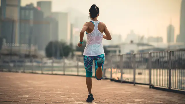 Ladder Workouts to Enhance 10K Training — image accompanying Canadian Running's report