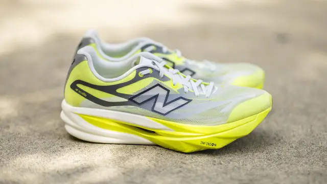 New Balance SuperComp Elite v6: A Lightweight, Durable Racing Shoe — image accompanying Canadian Running's report
