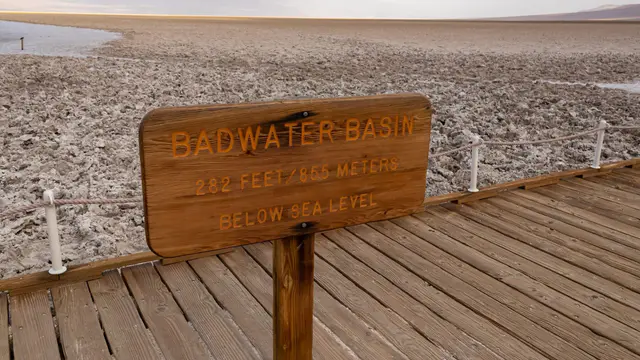 New Records Set at Badwater 135 in Death Valley — image accompanying Canadian Running's report