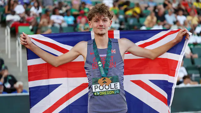 Otis Poole Reflects on Bronze Medal and Transition to Texas — image accompanying Athletics Weekly's report