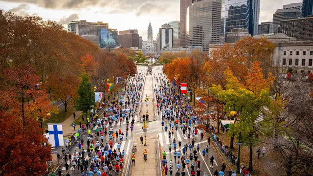 Philadelphia Marathon: A Non-Major Event with Major Appeal — image accompanying Marathon Handbook's report