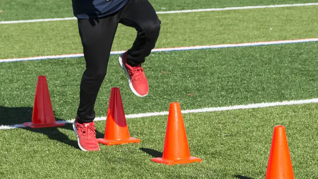 Plyometric training benefits for runners over 55 highlighted — image accompanying Canadian Running's report