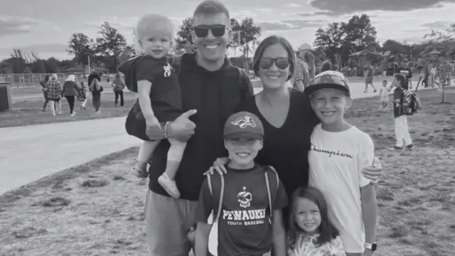 Waukesha Runner Dies at Milwaukee Lakefront Half Marathon — image accompanying Marathon Handbook's report