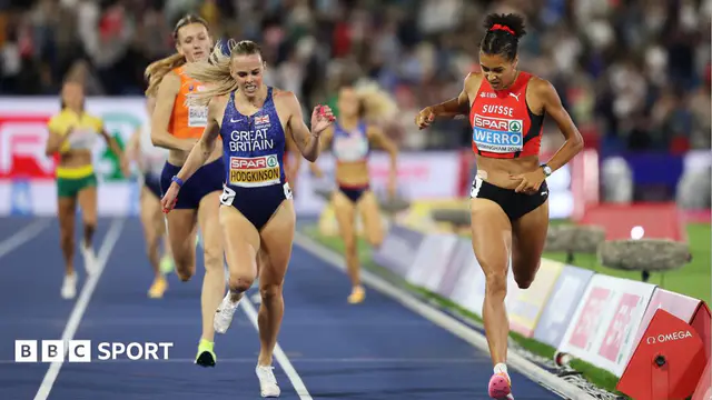 Keely Hodgkinson and Audrey Werro cross the line in the women's 800m